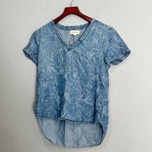 Anthropologie cloth & stone Women's Blue Floral chambray Denim V Neck Top XS